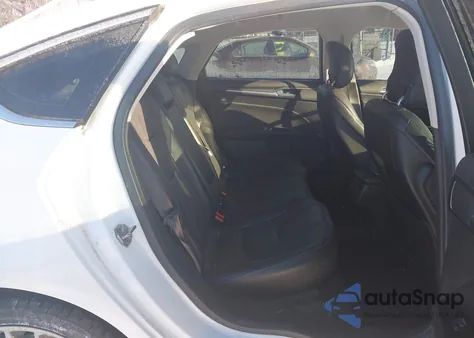 2014 Ford Fusion Titanium z USA, uszkodzony, nr VIN 3FA6P0D90ER313027